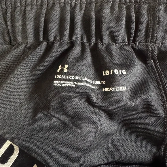 Lot of 2 pairs Under Armour Shorts - Picture 4 of 4